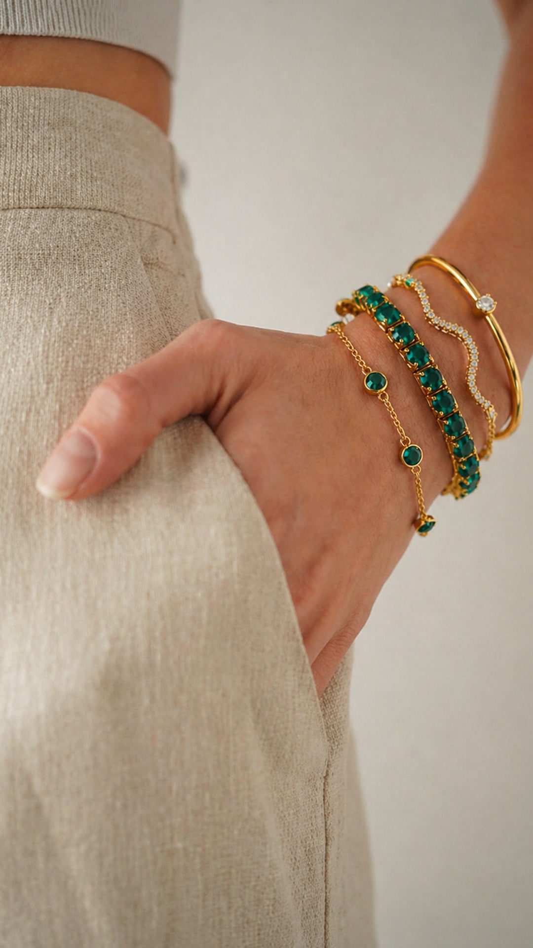 Set 4 Bracciali Oro e Smeraldo - moderno, elegante e versatile