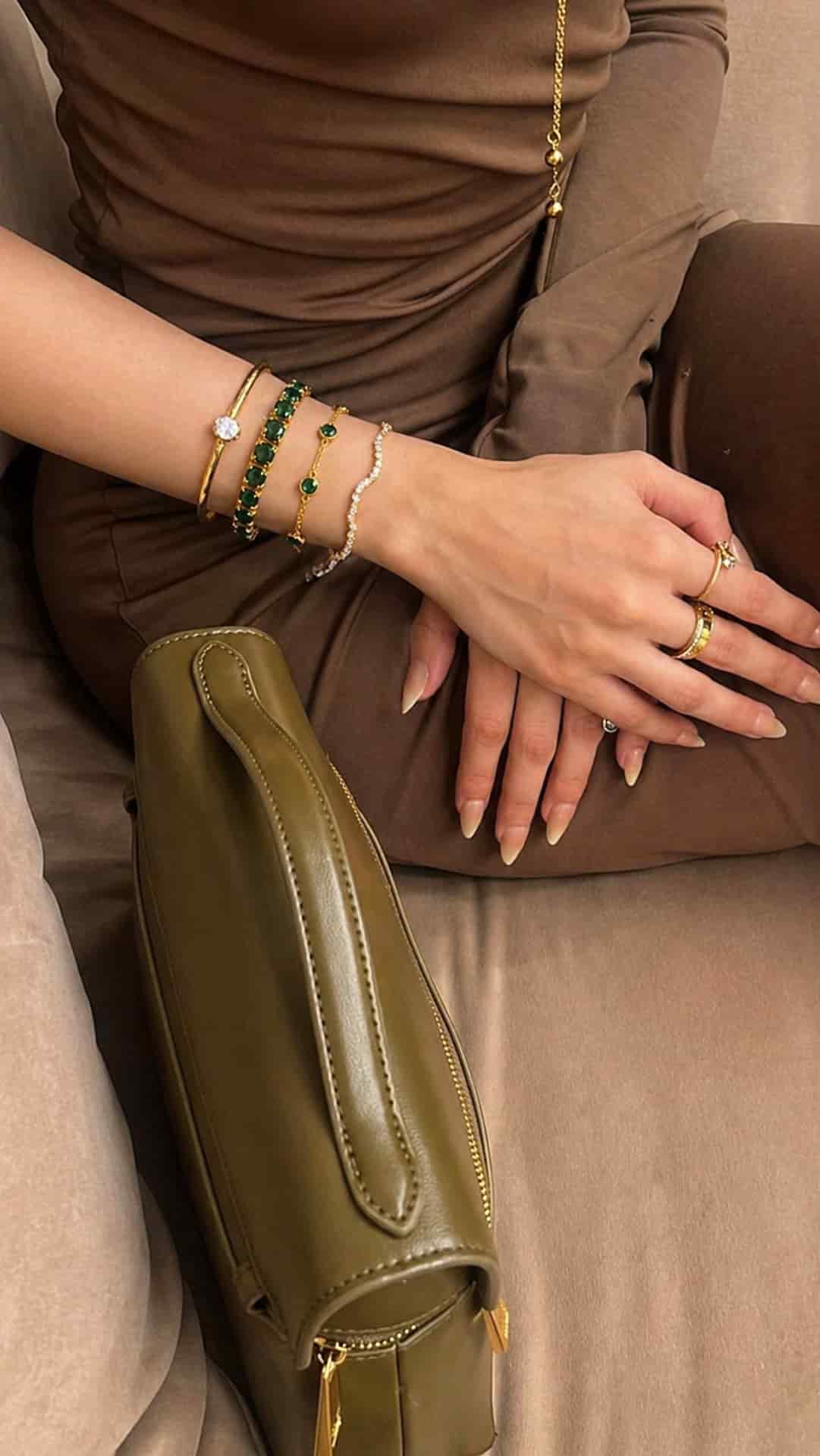 Lot de 4 Bracelets Or et Agate Verte - moderne, élégant et polyvalent